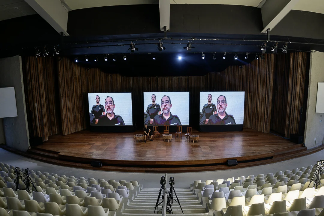 O teatro pronto antes do início das atividades
