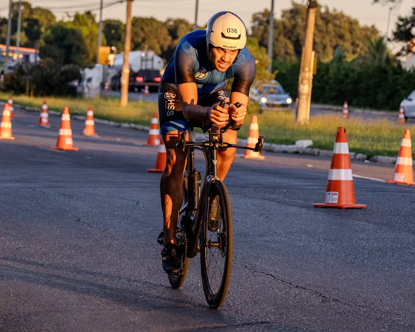 Atleta na etapa de ciclismo